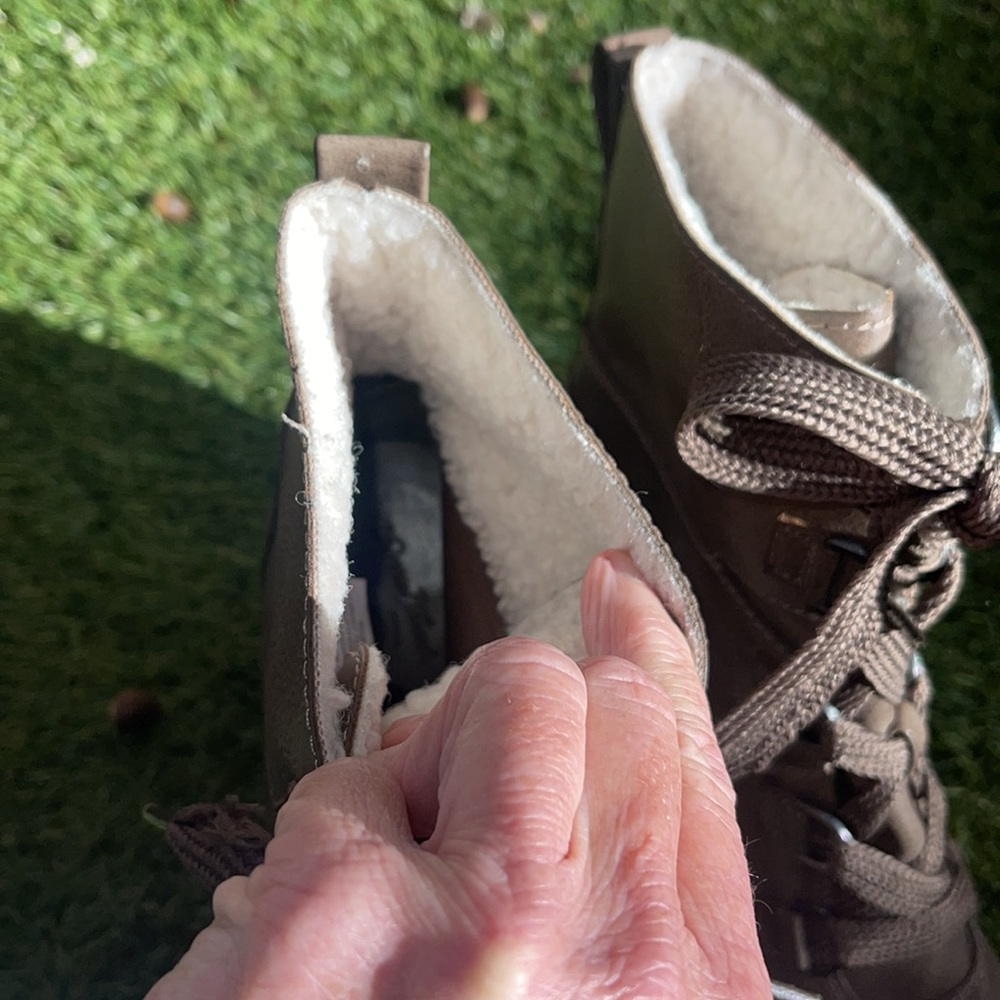 Universal Thread Wedge Bootie - Picture 8 of 9